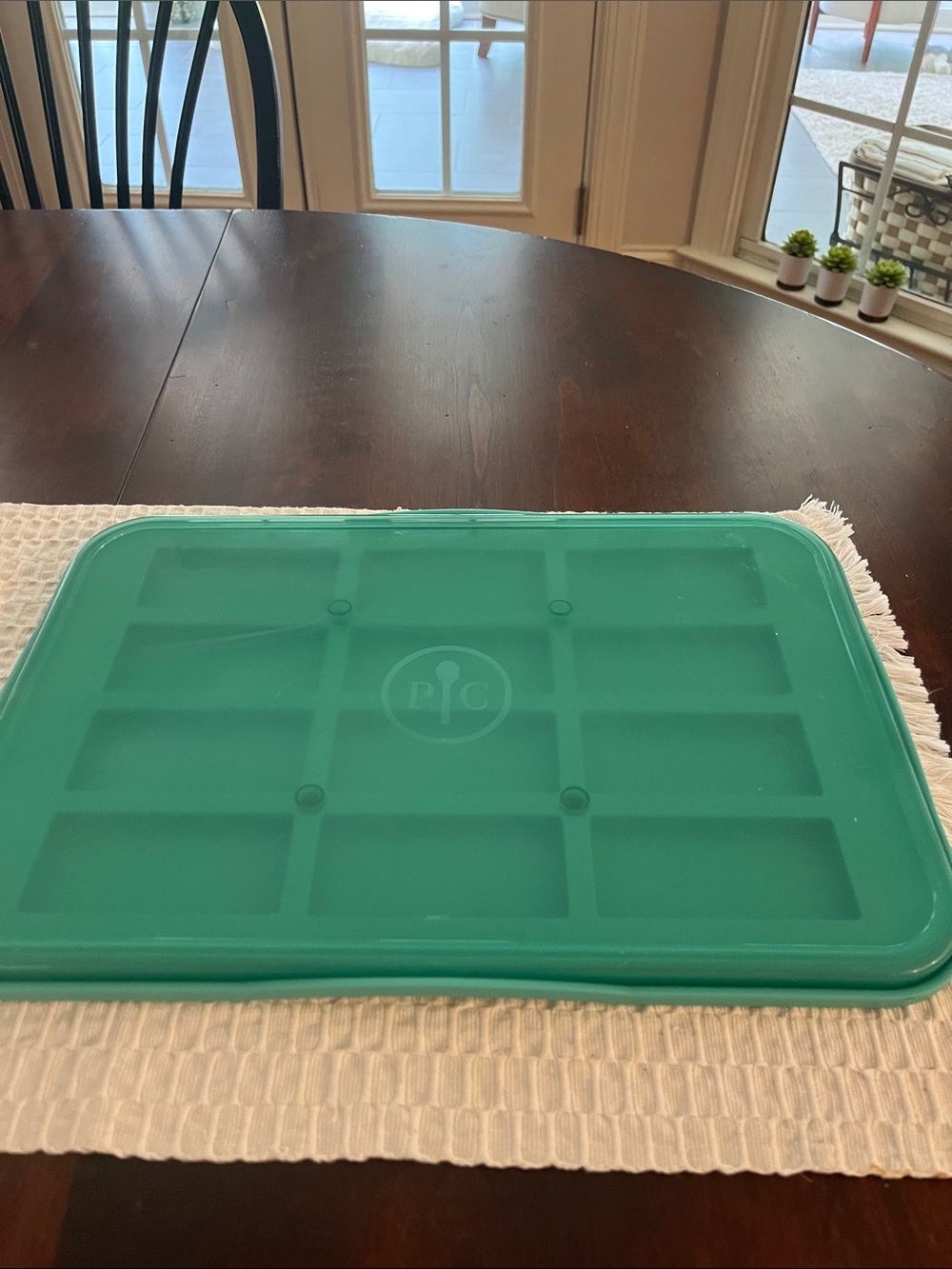 The pampered chef snack bar maker